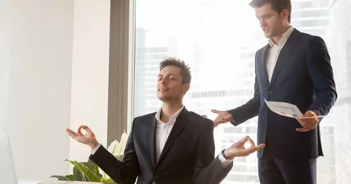 从工作中休息自然会增强效力